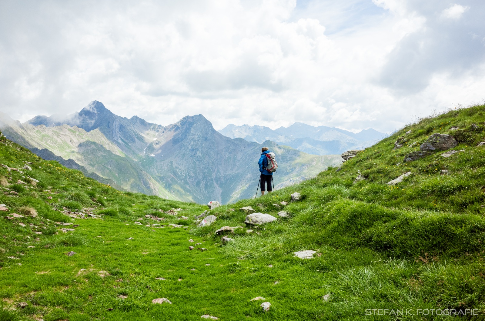Abstieg durch einen kleine Mulde